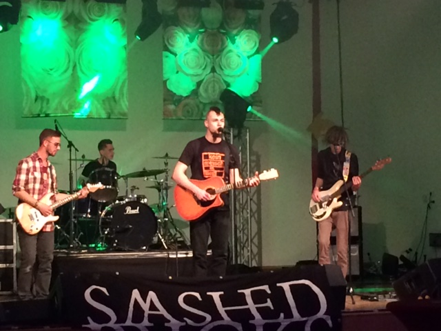 Smashed Bricks rockt auch mit beim Bandcontest WANTED in Rochlitz