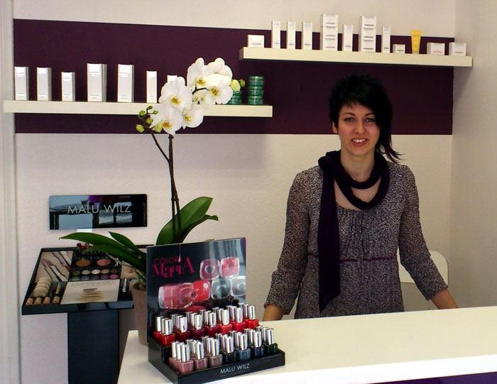 Ina Becker - Chefin des Kosmetikinstituts in Zahna