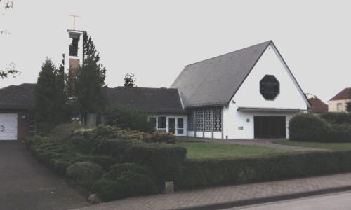 Das Gotteshaus der Ev.-ref. Kirchengemeinde in Schlangen-Oesterholz