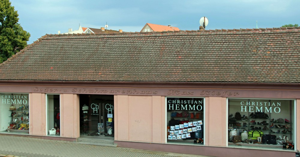 Schuh- und Lederwaren Hemmo, seit 1920 Ihr Fach-Geschäft in Weißwasser - Weißwasser Geschäfte